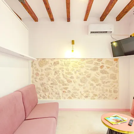 Glamorous Pink Studio In City Center Alicante Exterior photo