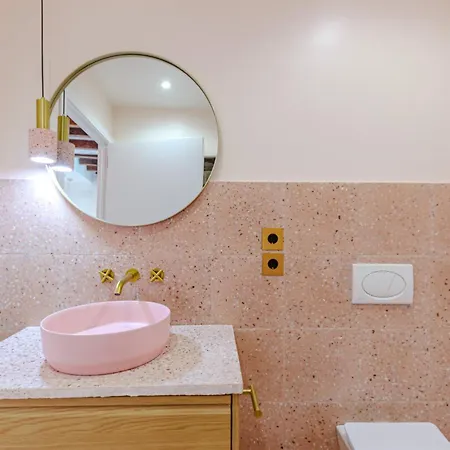 Glamorous Pink Studio In City Center Alicante Exterior photo